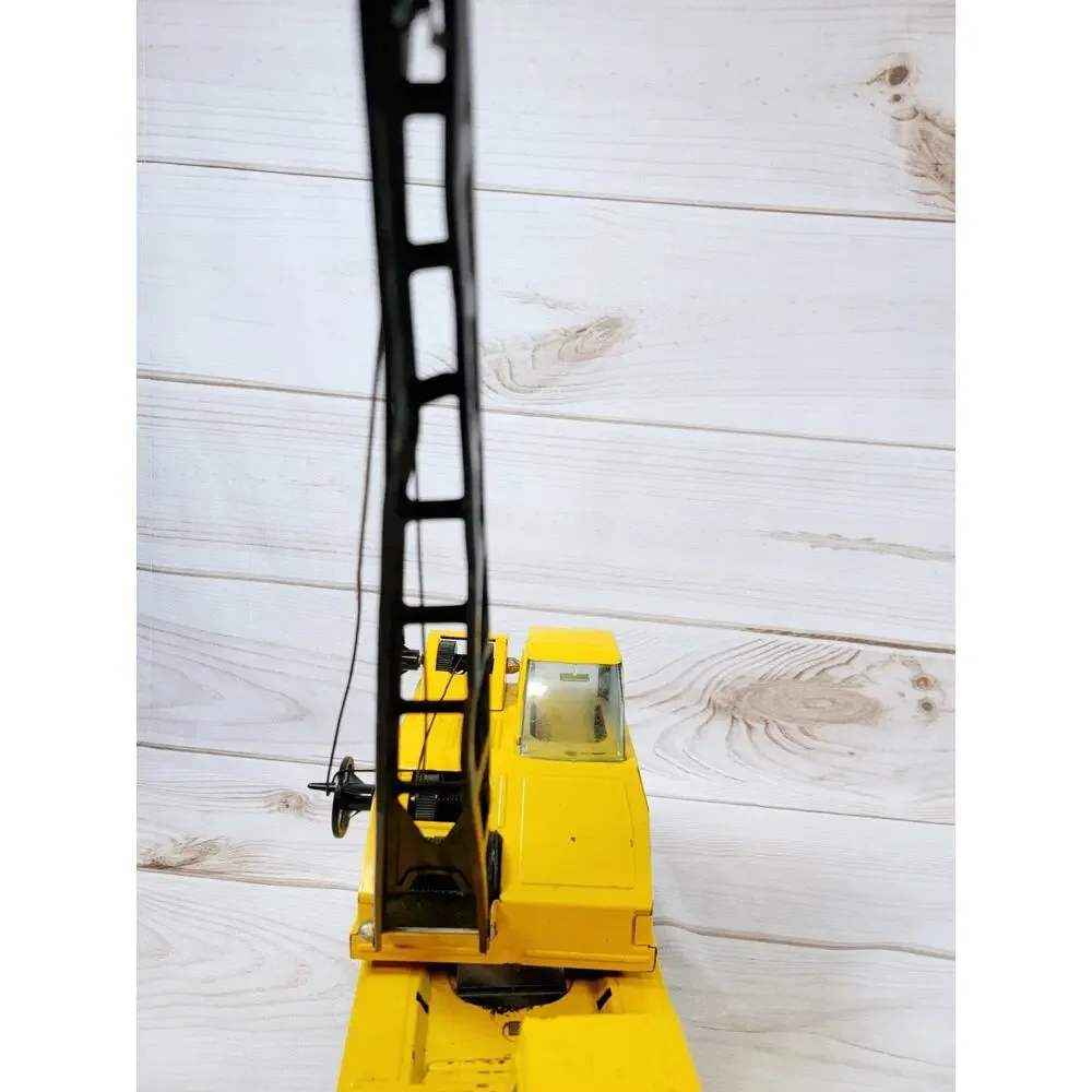 Nylint Vintage Pressed Steel Crane Truck 1:18 Scale Yellow Black Construction